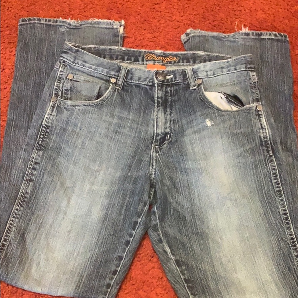 Wrangler men’s jeans.